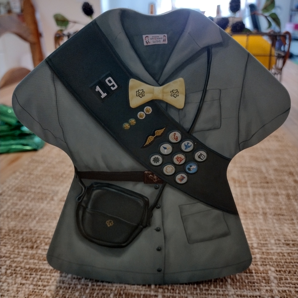 Girl Scout Collectable Uniform Tin